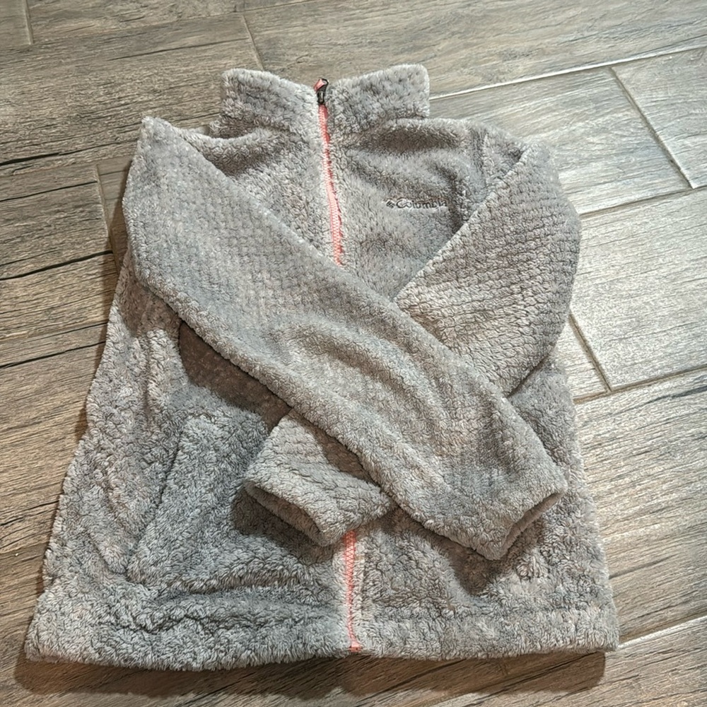 Columbia fuzzy jacket